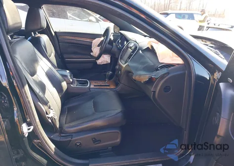 2012 Chrysler 300C Luxury Series from USA, damaged, VIN 2C3CCAPT7CH232903